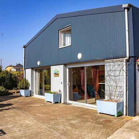 Maison entière moderne Renwez Extérieur photo